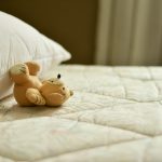 Zabawy, które uczą współpracy – jak wzmacniać umiejętności społeczne u dziecka?
