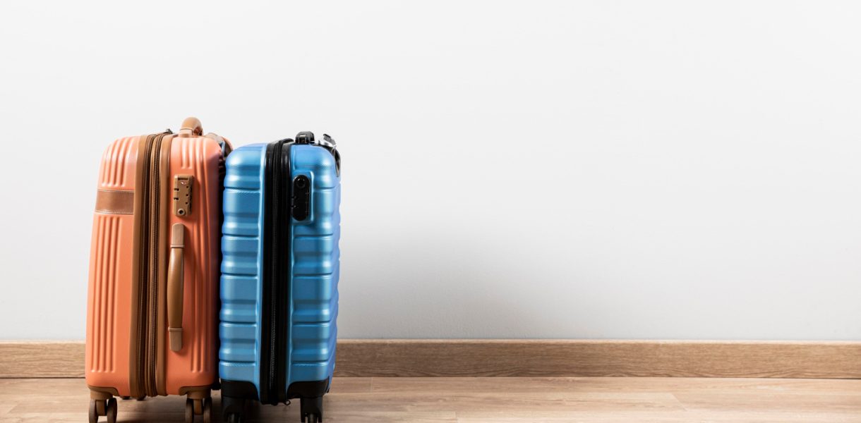wielkość, materiał, kolor - ważne aspekty przy wyborze walizki