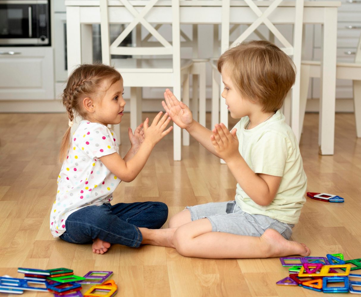 kreatywne zabawy dla dziecka - co wymyślić w domu