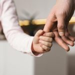 Domowy teatrzyk – prosty sposób na wspólny czas z dzieckiem