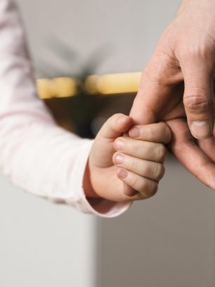 Ojcostwo kształtuje empatię, cierpliwość i zdolność bycia obecnym